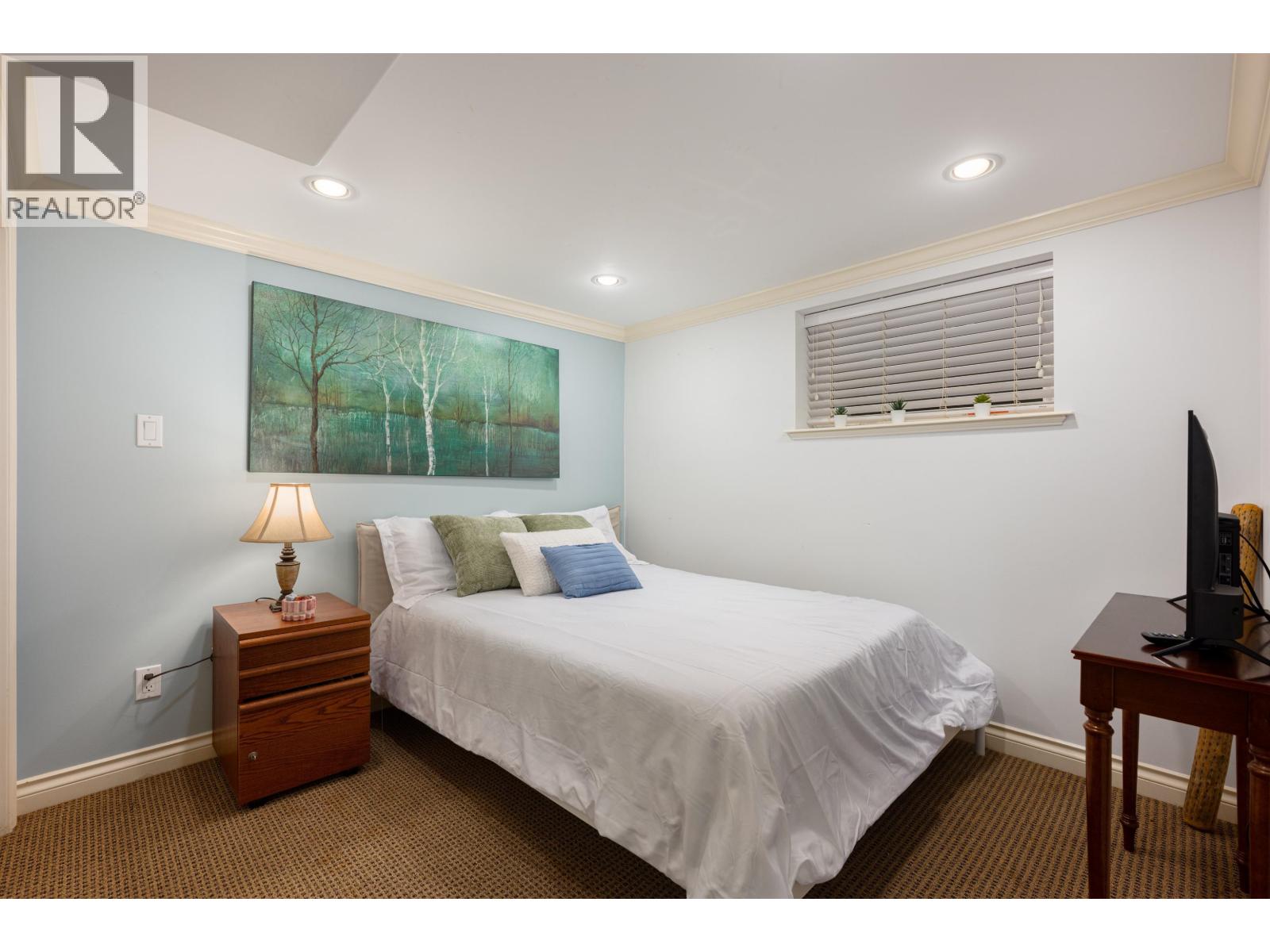 3658 Loraine Avenue, North Vancouver, British Columbia  V7R 4B8 - Photo 25 - R3070623