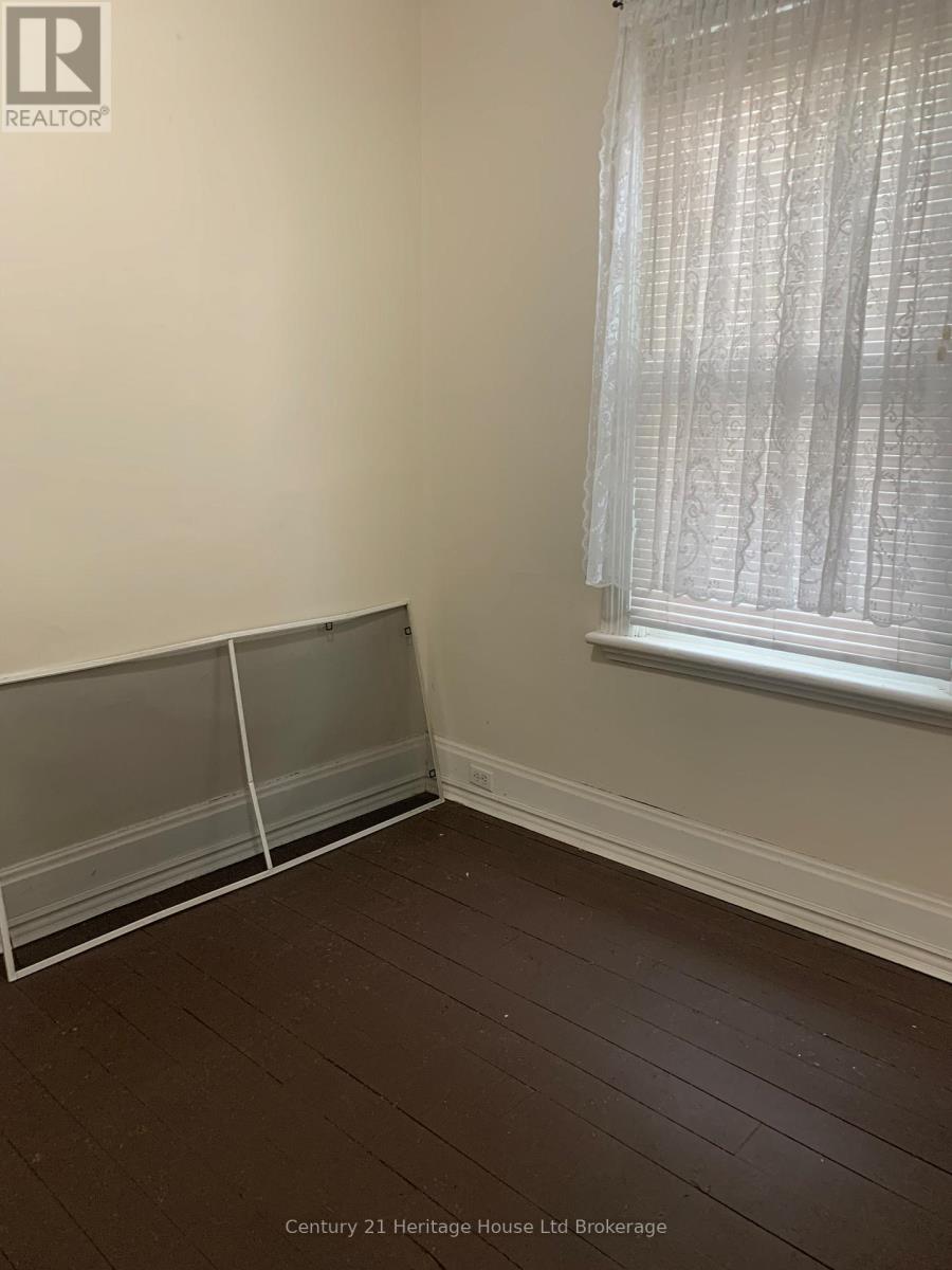 187 Park Row, Woodstock, Ontario N4S 1V9 - Photo 6 - X12580290