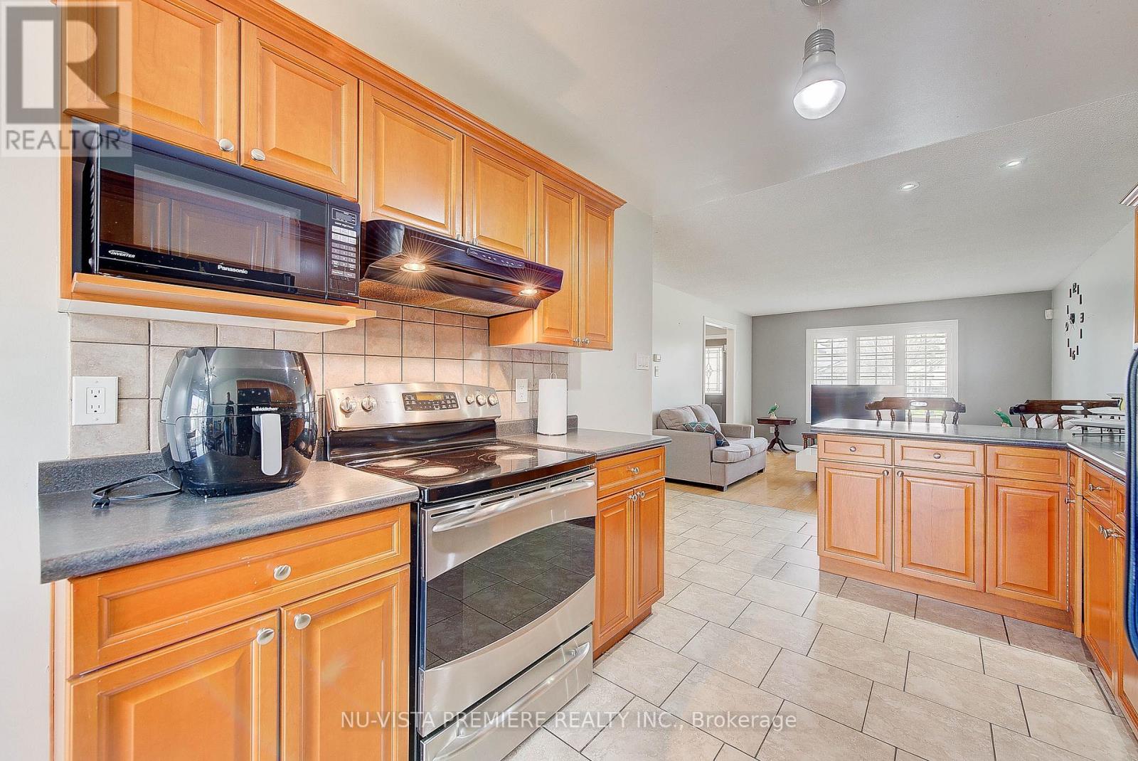 494 Exmouth Circle, London East (East I), Ontario  N5V 5G7 - Photo 15 - X12439632