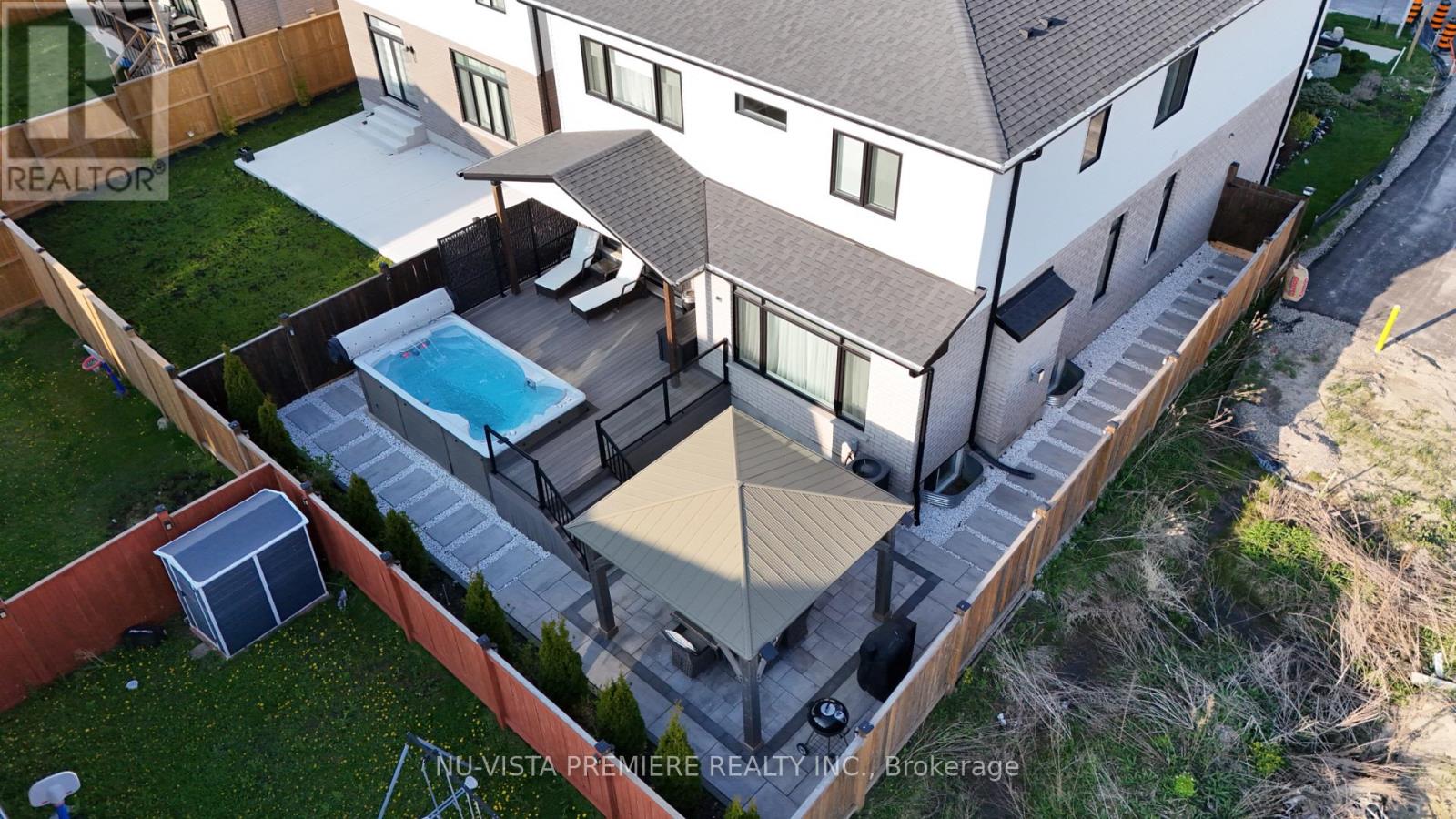 1795 Brayford Avenue, London South (South K), Ontario  N6K 0H4 - Photo 3 - X12437489