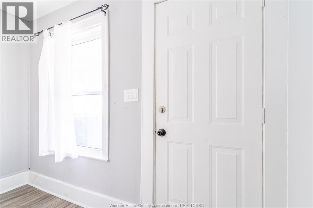 357 Josephine Avenue, Windsor, Ontario  N9B 2K9 - Photo 3 - 25030723