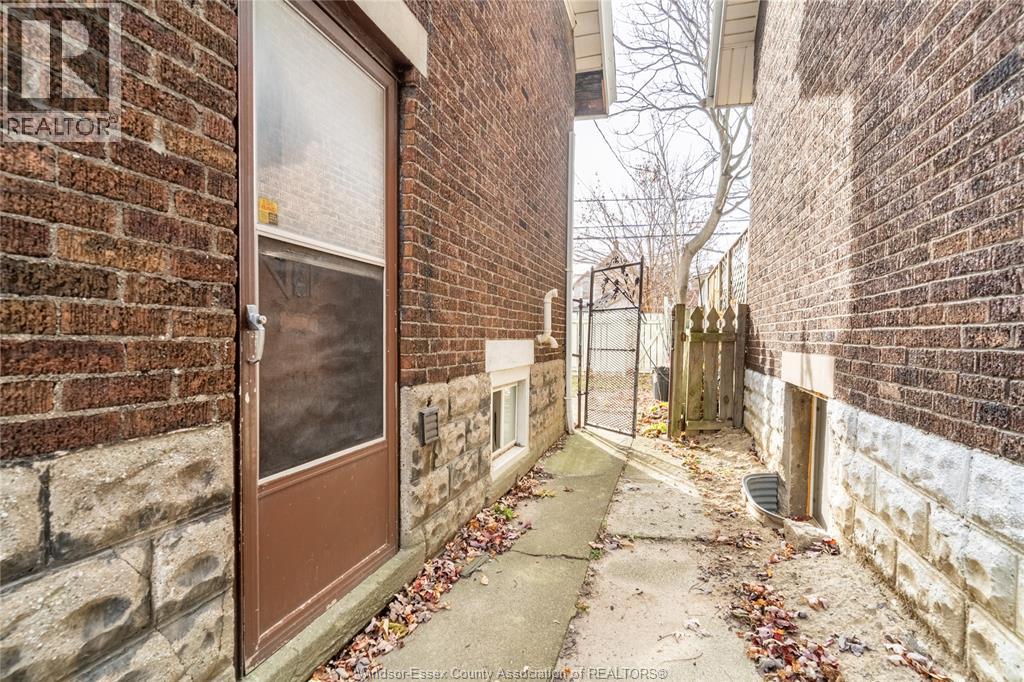 357 Josephine Avenue, Windsor, Ontario  N9B 2K9 - Photo 32 - 25030723