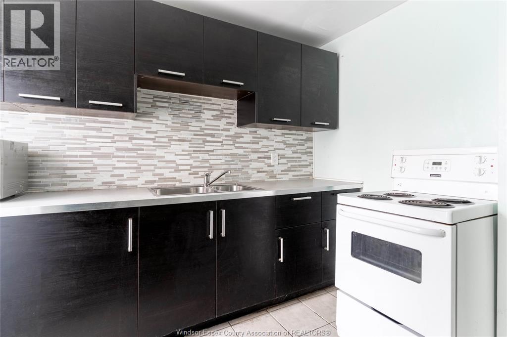 357 Josephine Avenue, Windsor, Ontario  N9B 2K9 - Photo 8 - 25030723