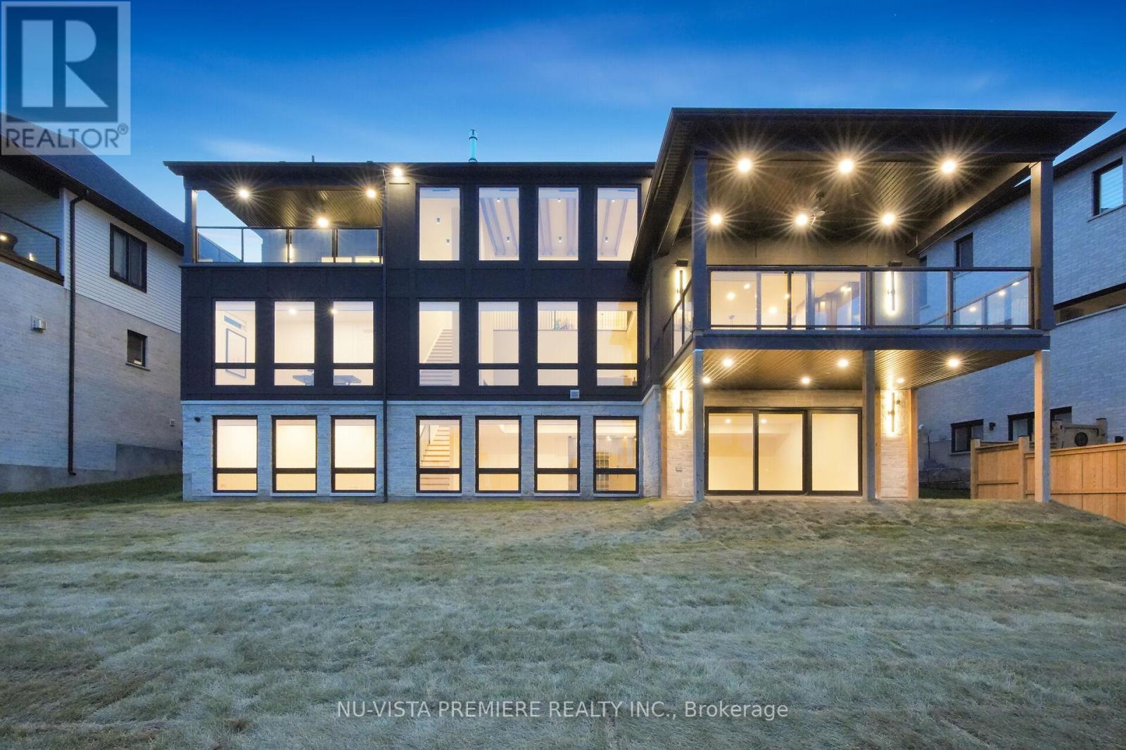 7301 Silver Creek Circle, London South (South V), Ontario  N6P 0G8 - Photo 2 - X12493578