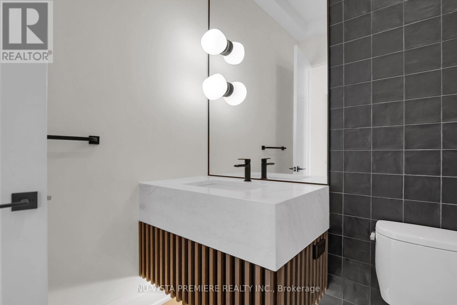 7301 Silver Creek Circle, London South (South V), Ontario  N6P 0G8 - Photo 20 - X12493578