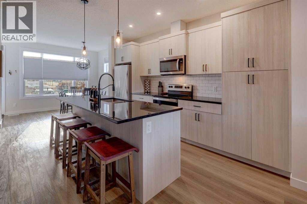 1601 Chinook Gate Drive Sw, Airdrie, Alberta  T4B 5J4 - Photo 7 - A2270826