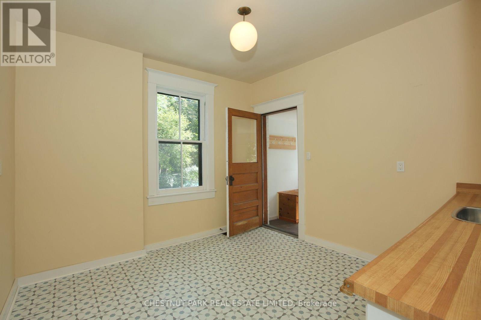 151 Marlborough Place, Toronto, Ontario  M5R 3J5 - Photo 18 - C12582820