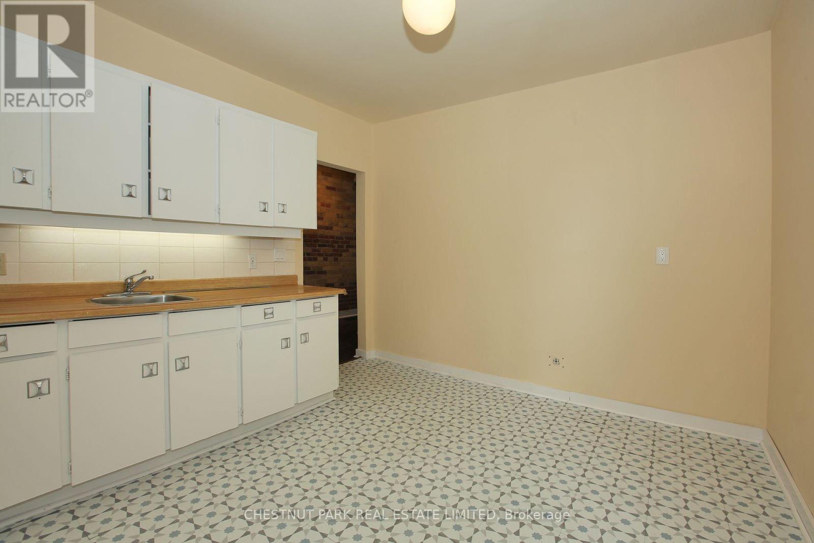 151 Marlborough Place, Toronto, Ontario  M5R 3J5 - Photo 20 - C12582820