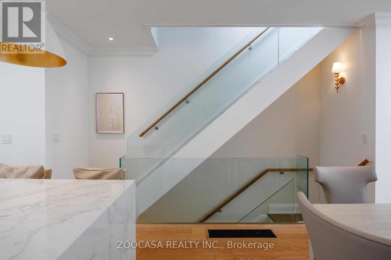 95 Walker Avenue, Toronto, Ontario  M4V 1G3 - Photo 15 - C12582832