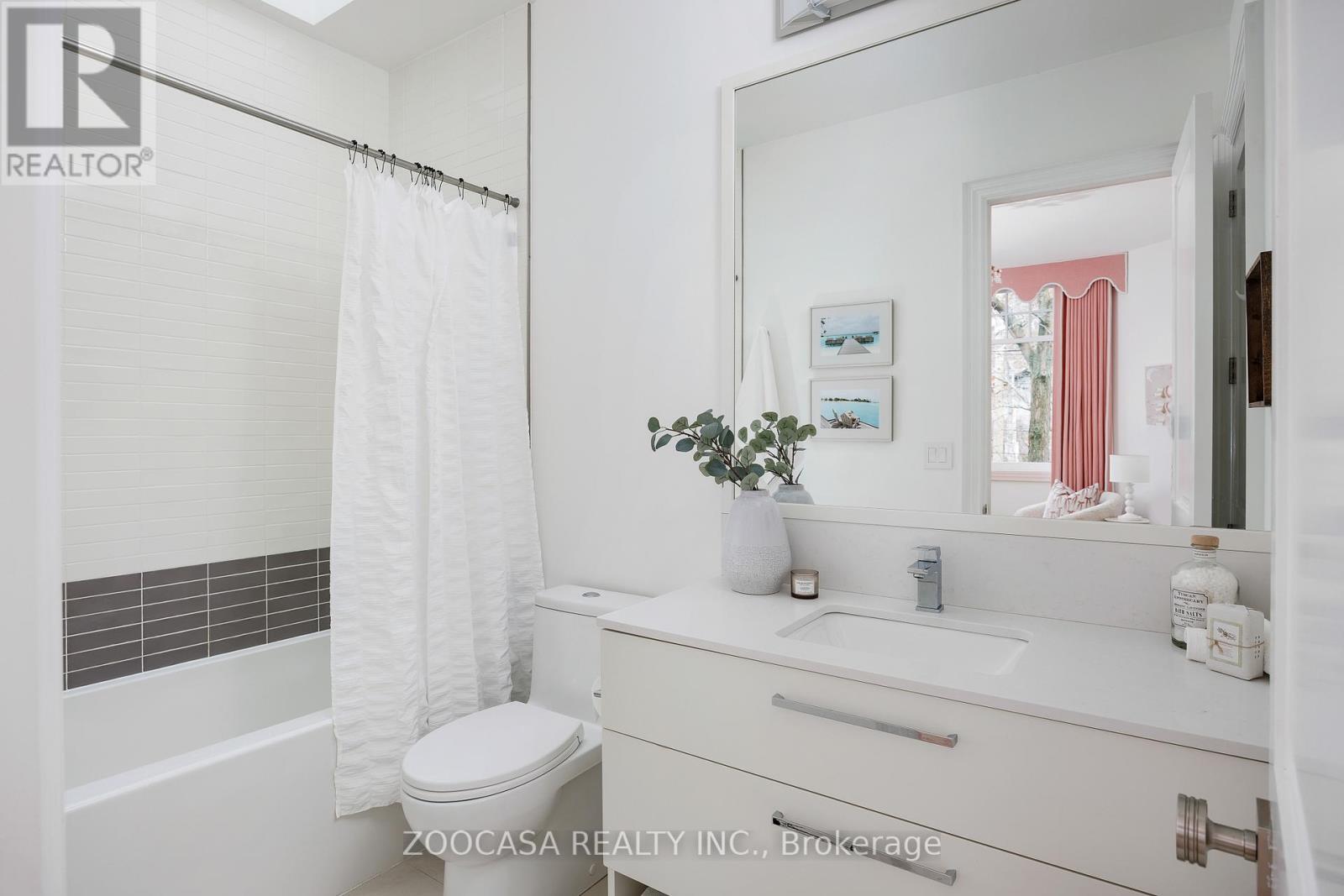 95 Walker Avenue, Toronto, Ontario  M4V 1G3 - Photo 24 - C12582832