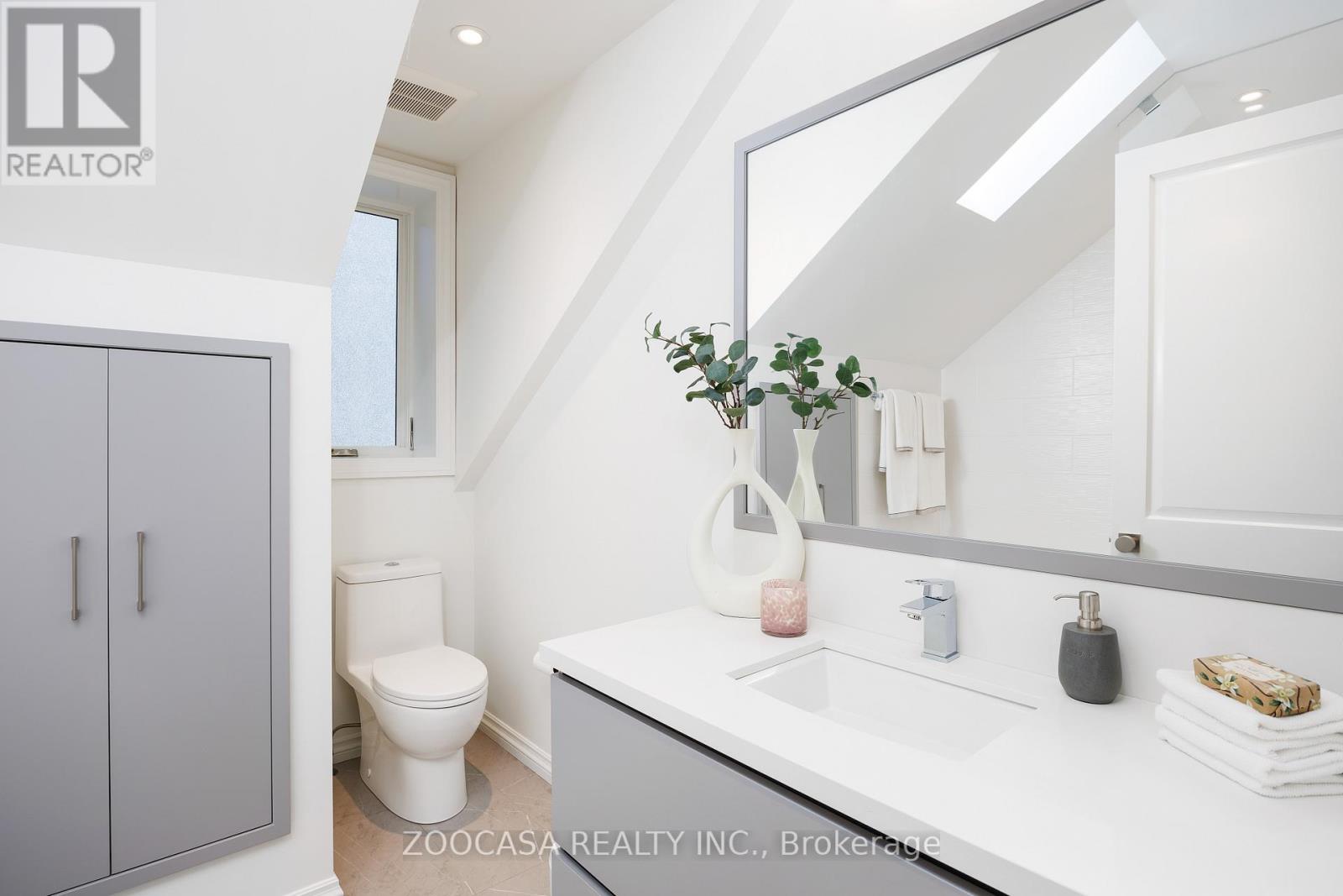 95 Walker Avenue, Toronto, Ontario  M4V 1G3 - Photo 31 - C12582832