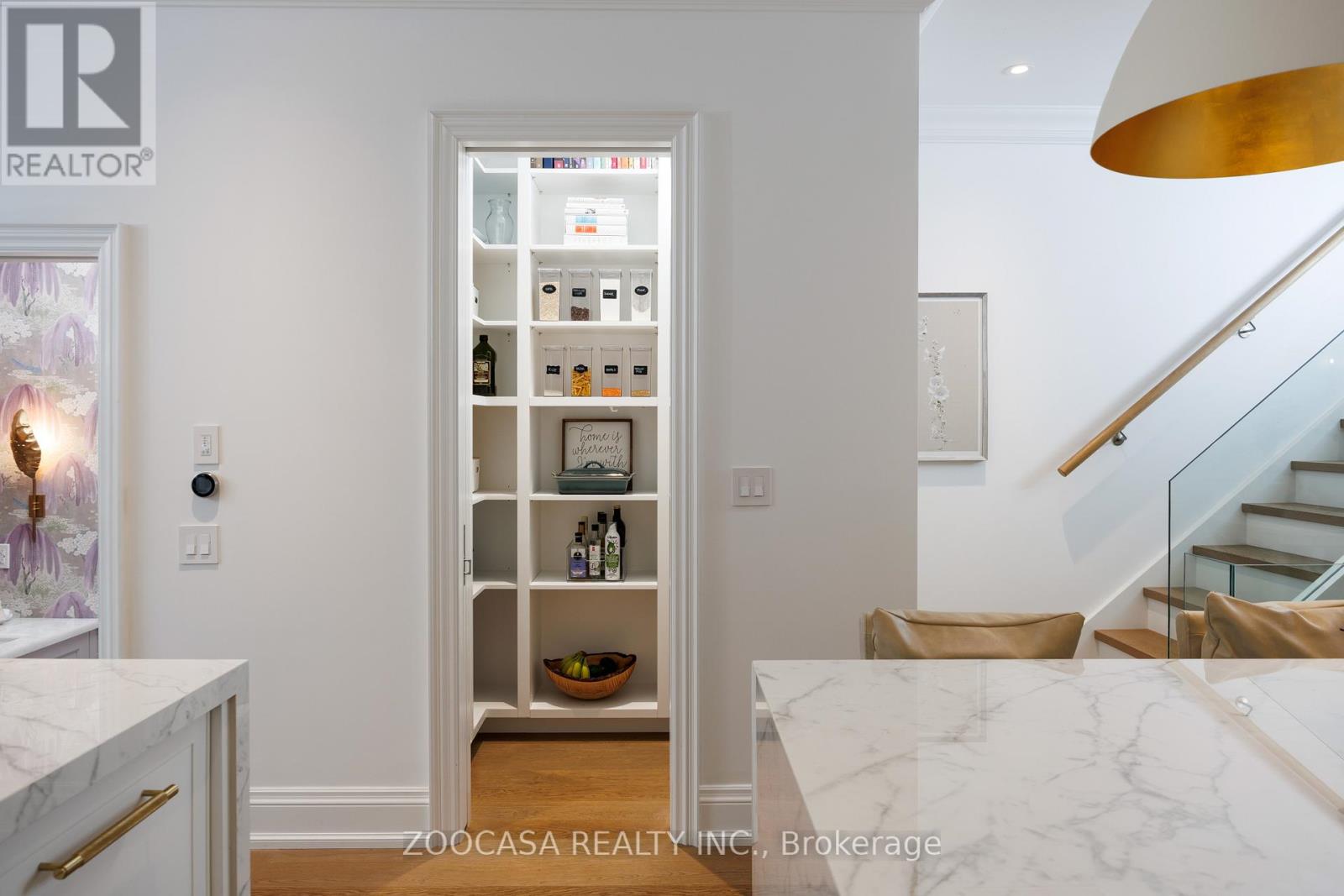 95 Walker Avenue, Toronto, Ontario  M4V 1G3 - Photo 9 - C12582832