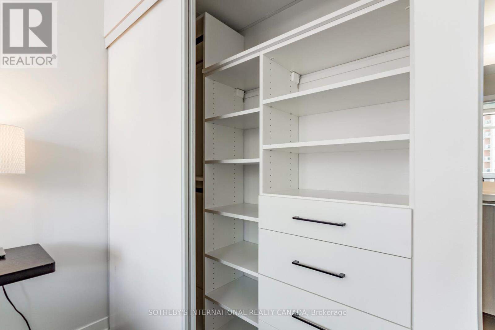 1111 - 105 George Street, Toronto, Ontario  M5A 0L4 - Photo 16 - C12582858