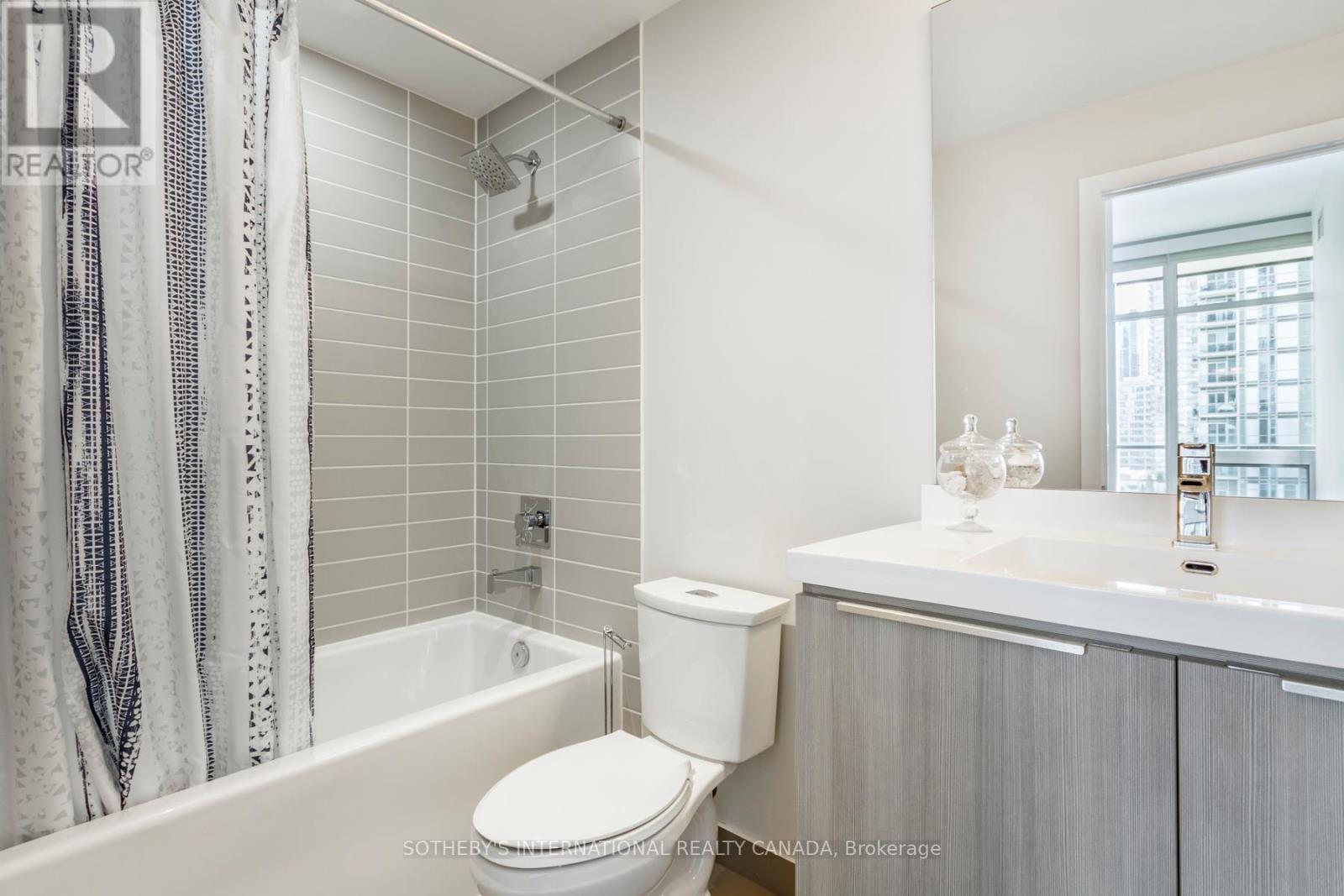 1111 - 105 George Street, Toronto, Ontario  M5A 0L4 - Photo 17 - C12582858