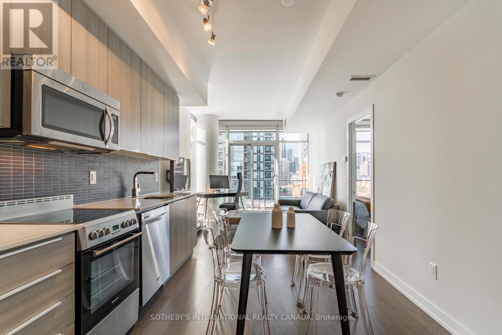 1111 - 105 George Street, Toronto, Ontario  M5A 0L4 - Photo 9 - C12582858