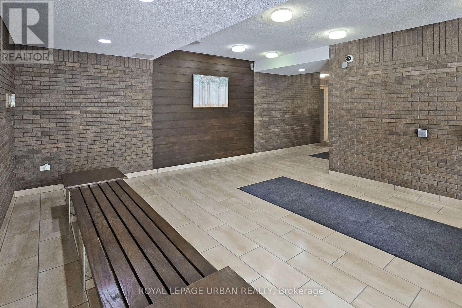 102 - 20 Sunrise Avenue, Toronto, Ontario  M4A 2R2 - Photo 11 - C12582890