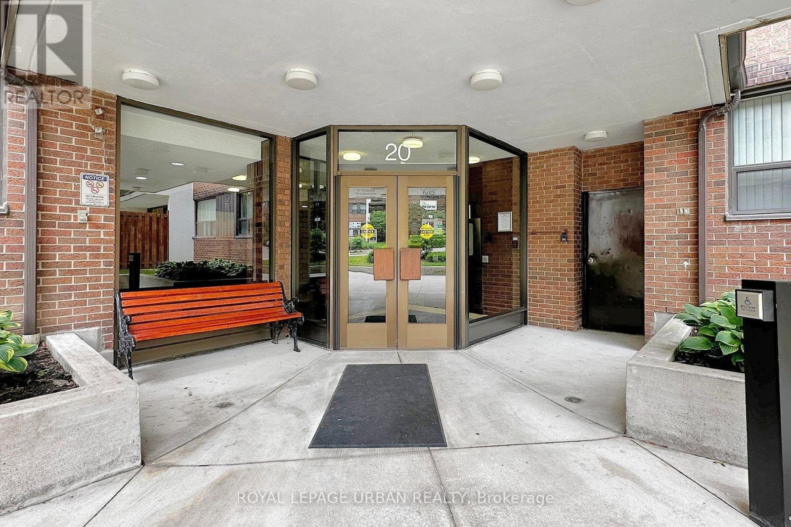 102 - 20 Sunrise Avenue, Toronto, Ontario  M4A 2R2 - Photo 6 - C12582892