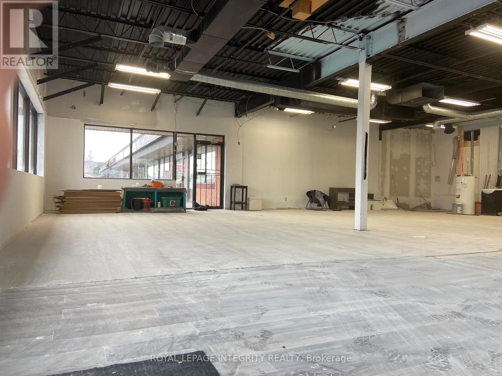 2208 St. Joseph Boulevard, Ottawa, Ontario  K1C 1E8 - Photo 6 - X12433128