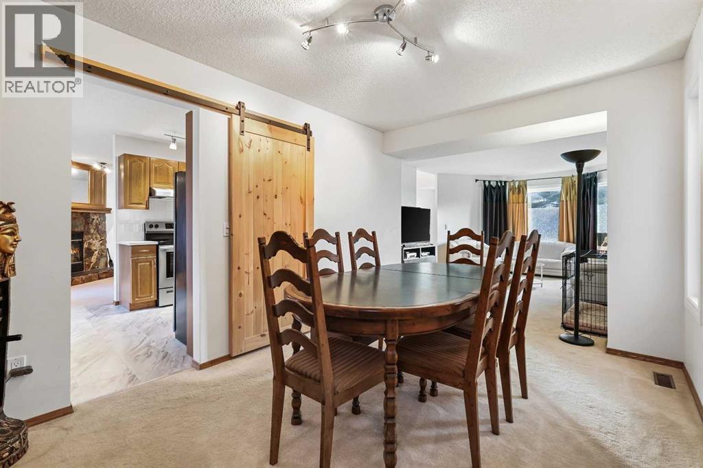 188 Christie Park Hill Sw, Calgary, Alberta  T3H 2V5 - Photo 7 - A2269886