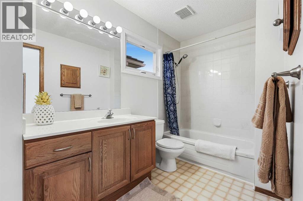 188 Christie Park Hill Sw, Calgary, Alberta  T3H 2V5 - Photo 30 - A2269886