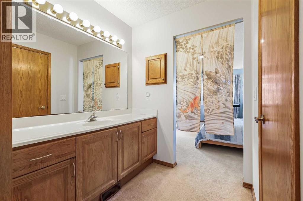 188 Christie Park Hill Sw, Calgary, Alberta  T3H 2V5 - Photo 23 - A2269886