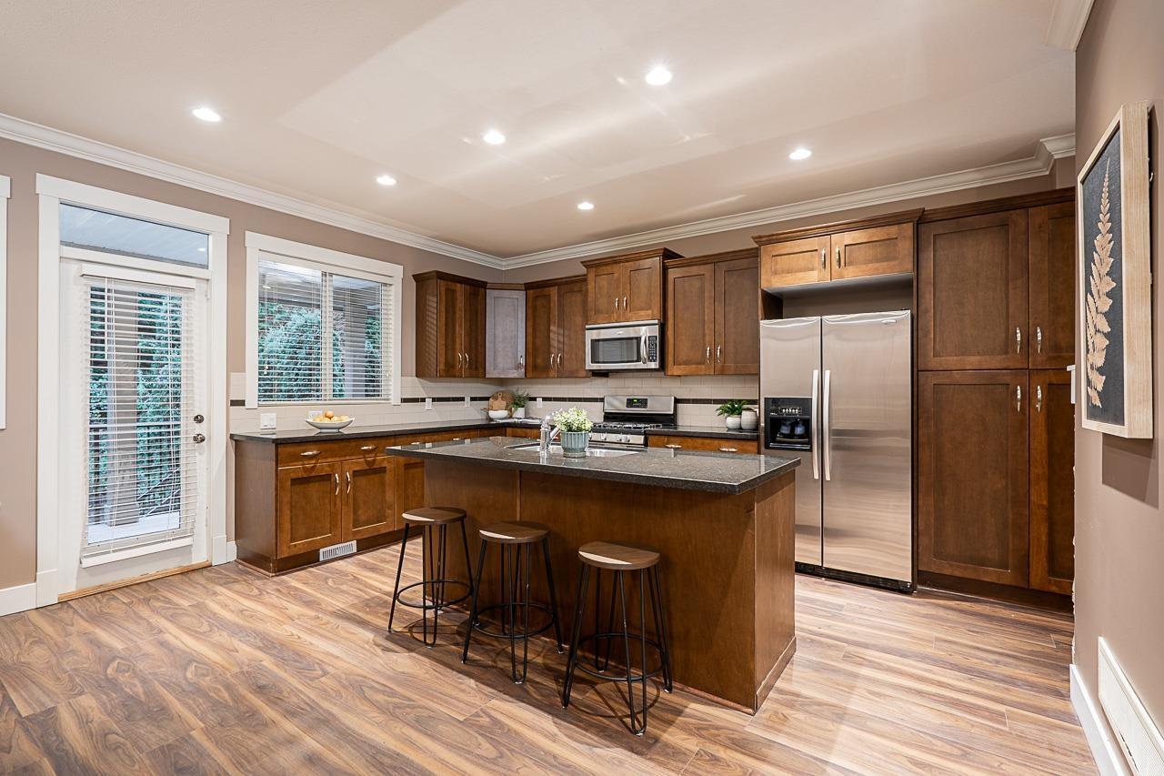 2278 Cameron Court, Abbotsford, British Columbia  V3G 0B7 - Photo 8 - R3070552