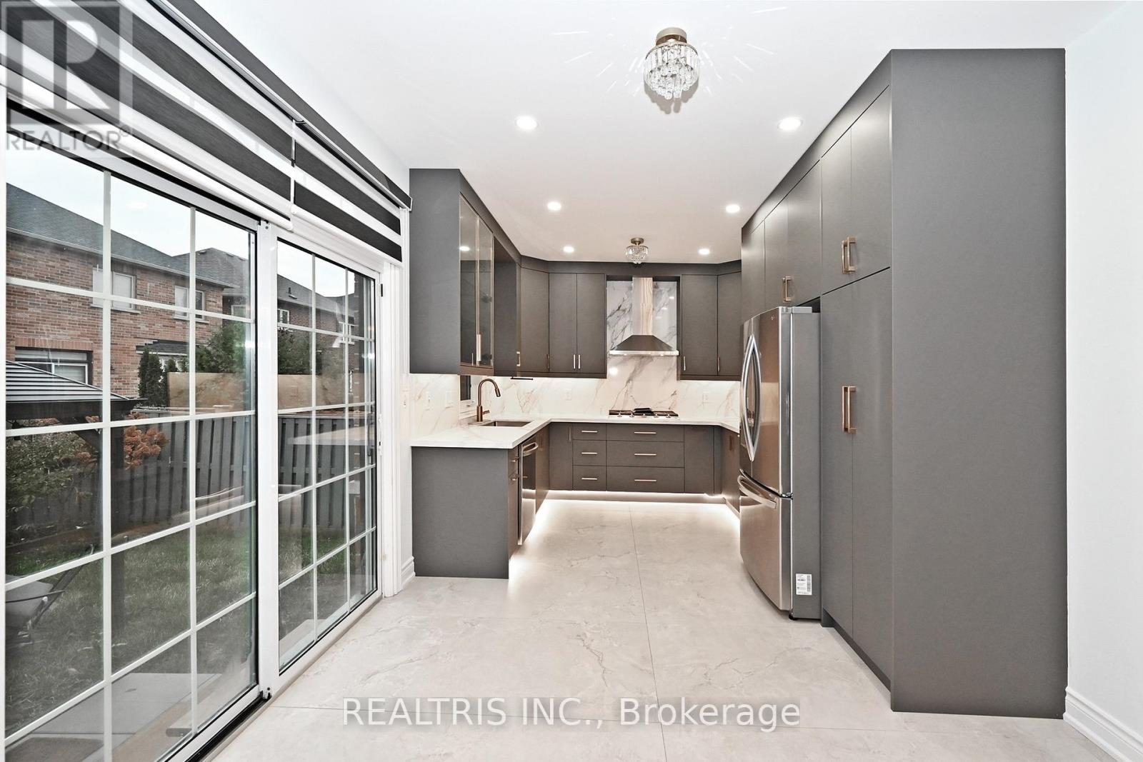 3 Ida Jane Grove, Whitchurch-Stouffville, Ontario  L4A 0S4 - Photo 11 - N12582806