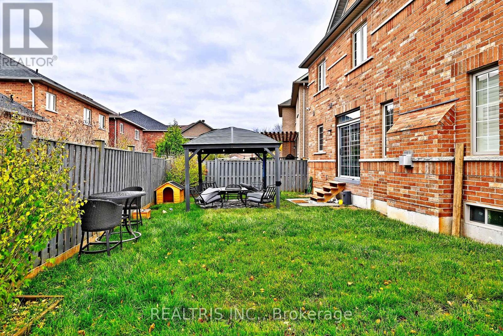 3 Ida Jane Grove, Whitchurch-Stouffville, Ontario  L4A 0S4 - Photo 40 - N12582806