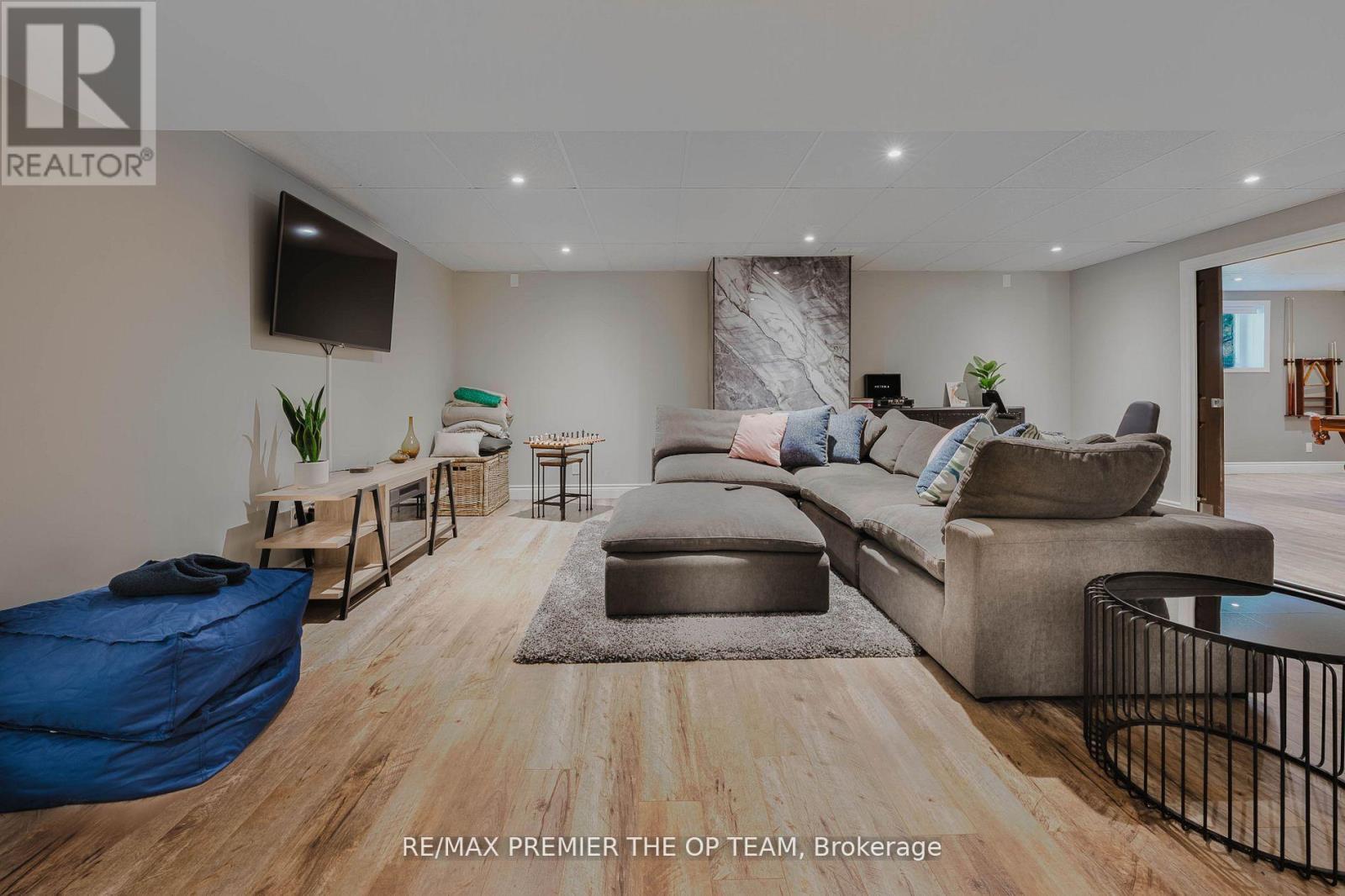 1856 Innisbrook Street, Innisfil, Ontario  L9S 5A3 - Photo 15 - N12582844