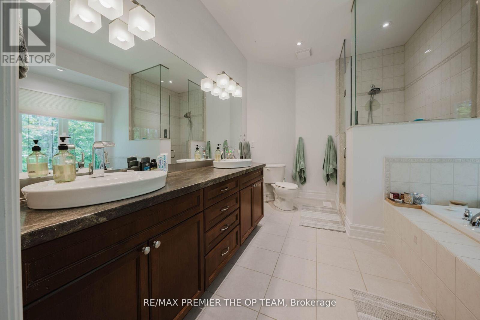 1856 Innisbrook Street, Innisfil, Ontario  L9S 5A3 - Photo 35 - N12582844