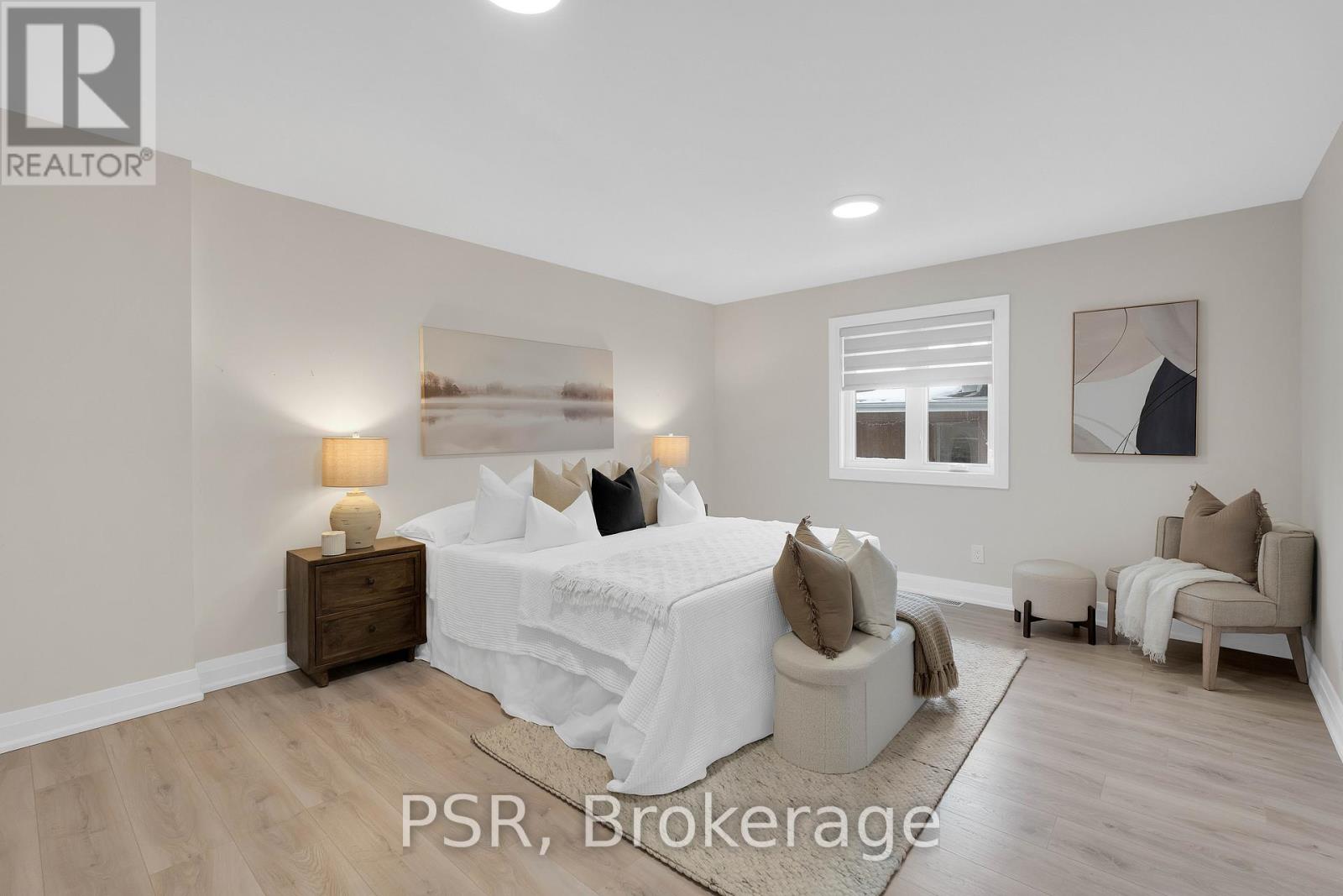 15 Wenderly Drive, Aurora, Ontario  L4G 1V2 - Photo 5 - N12582870