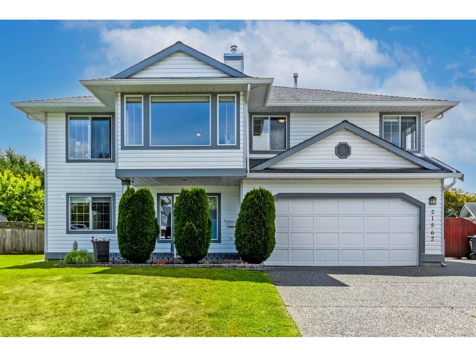 21562 51 AVENUE, Langley, British Columbia