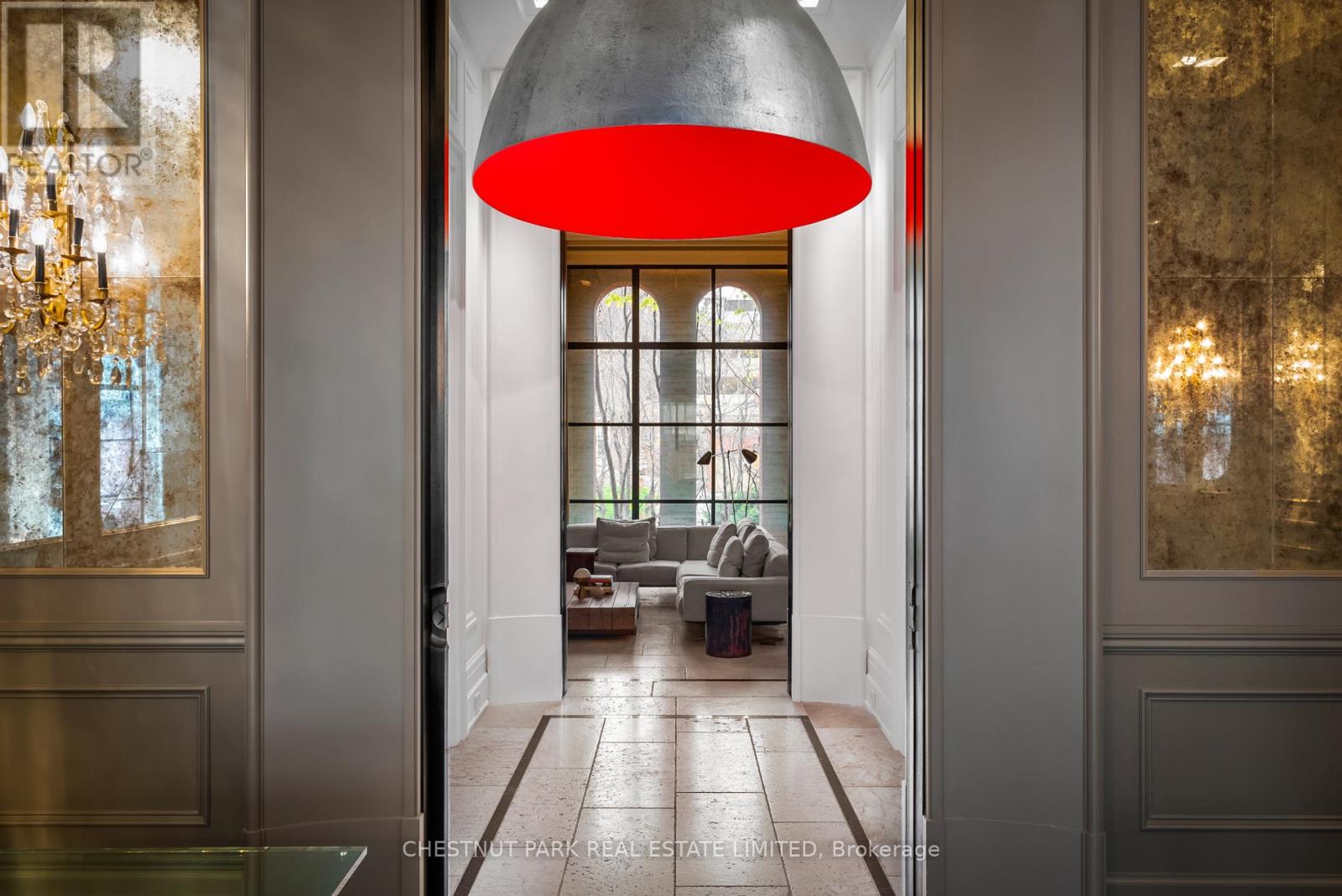 310 PALMERSTON BOULEVARD, Toronto, Ontario