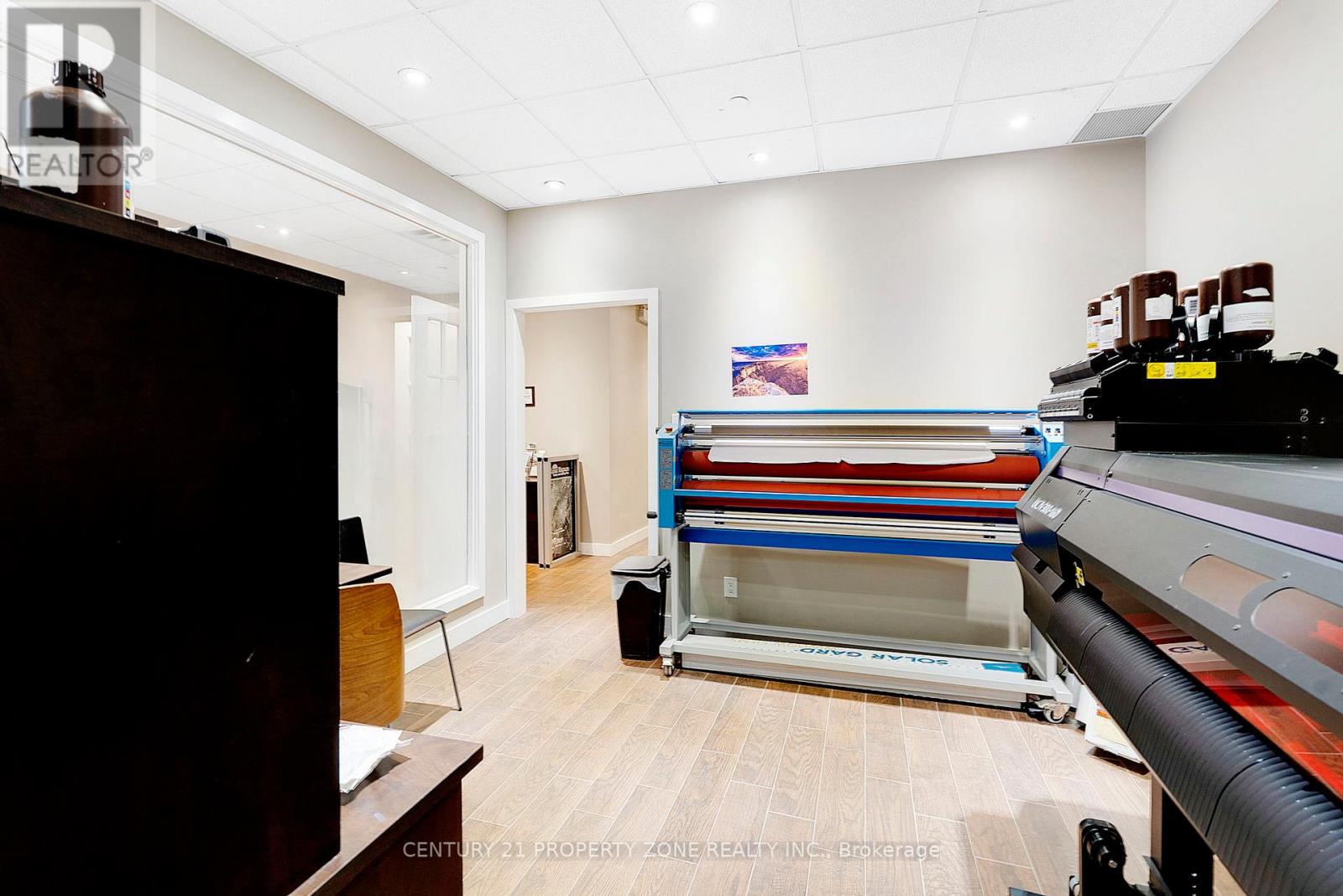 3a - 8 Automatic Road, Brampton, Ontario  L6S 5N4 - Photo 7 - W12582624