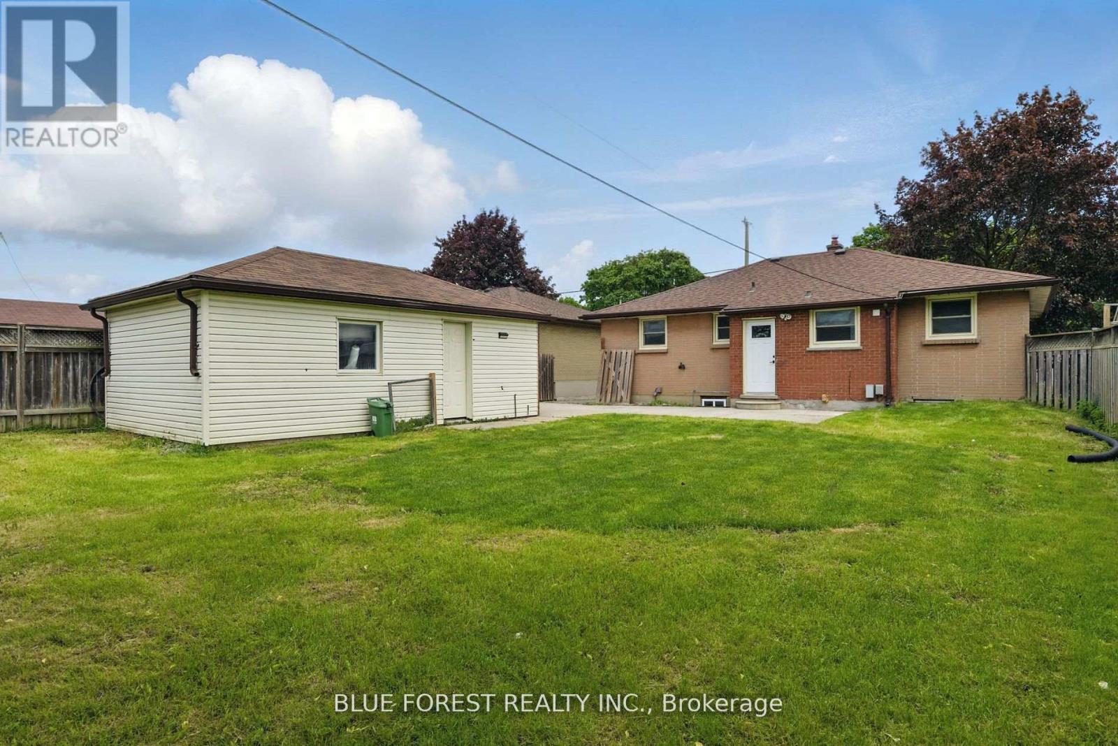 197 Atkinson Boulevard, London East, Ontario  N5W 4Z5 - Photo 3 - X12583030