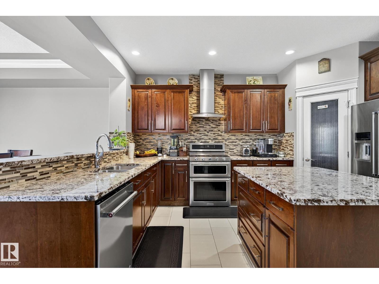 1232 Cunningham Dr Sw, Edmonton, Alberta  T6W 0R4 - Photo 11 - E4466886