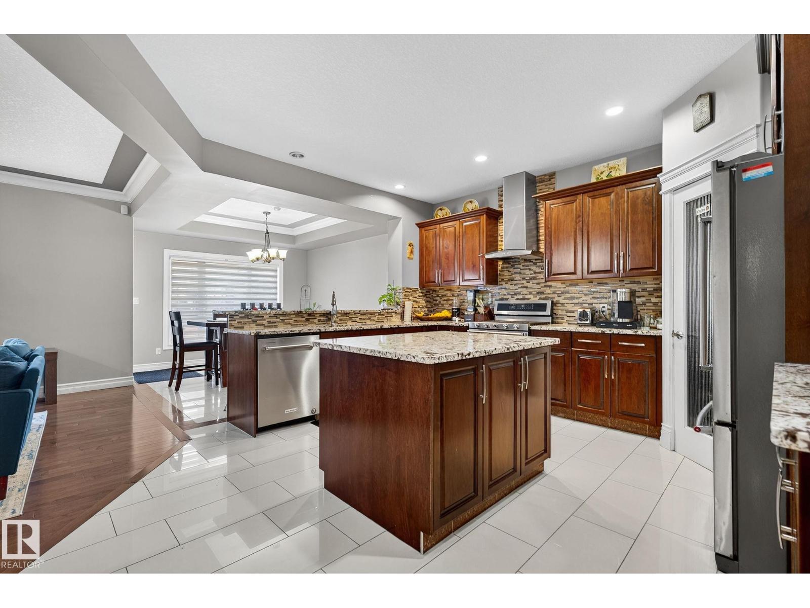 1232 Cunningham Dr Sw, Edmonton, Alberta  T6W 0R4 - Photo 9 - E4466886