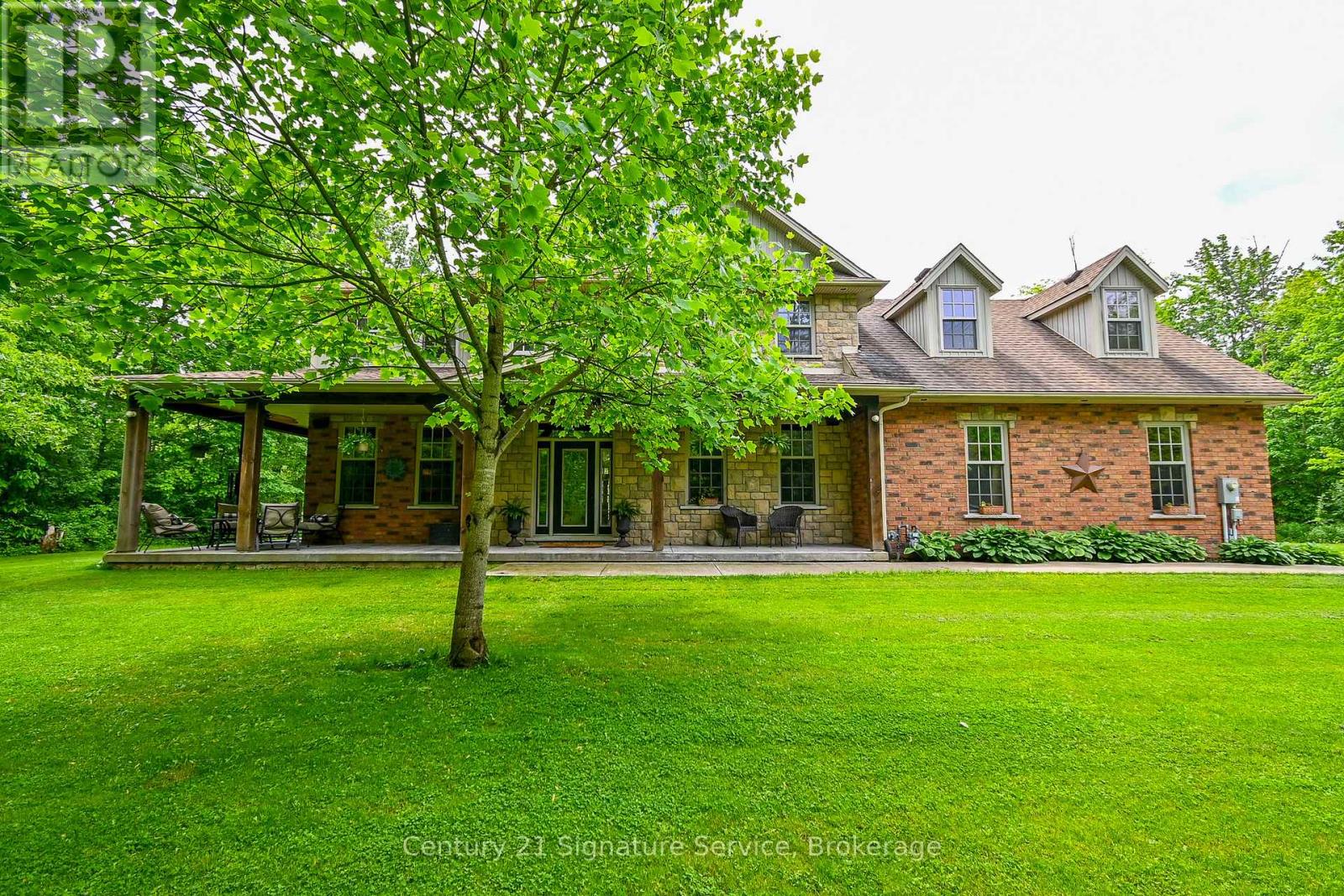 2495 Garrison Road, Fort Erie, Ontario  L0S 1N0 - Photo 2 - X12216990