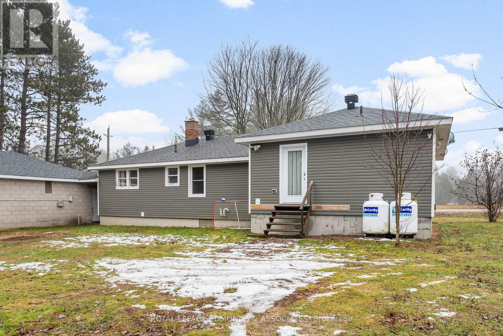 214 Achray Road, Petawawa, Ontario  K8A 6W8 - Photo 32 - X12583008