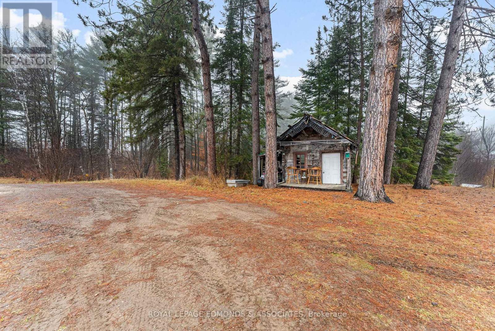 214 Achray Road, Petawawa, Ontario  K8A 6W8 - Photo 34 - X12583008