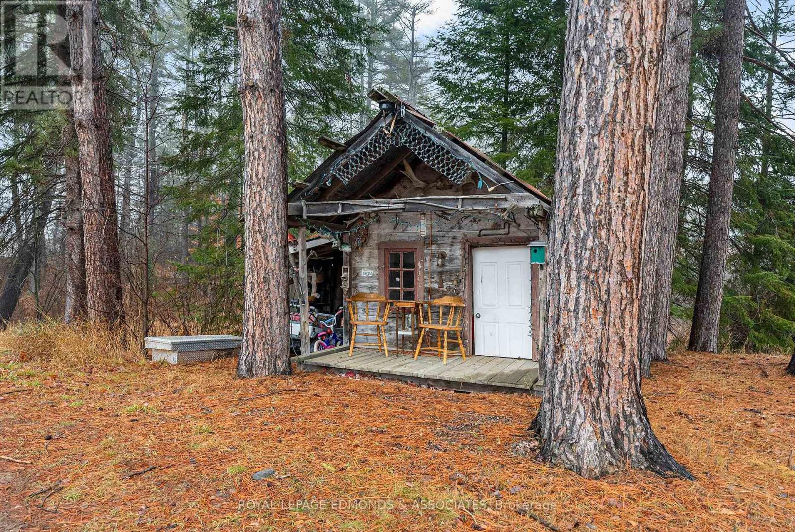 214 Achray Road, Petawawa, Ontario  K8A 6W8 - Photo 35 - X12583008