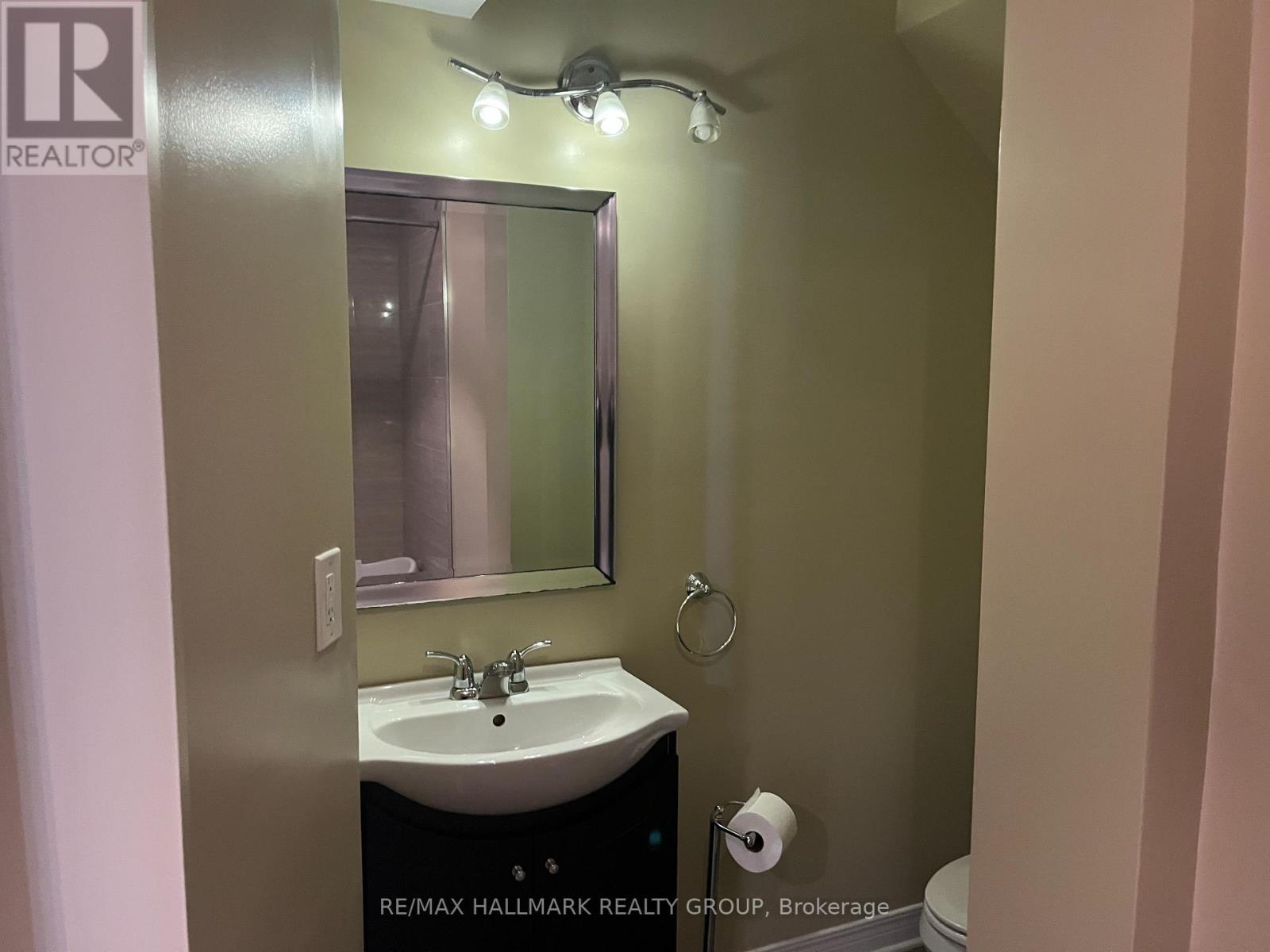 1 - 324 Currell Avenue, Ottawa, Ontario  K1Z 7J6 - Photo 13 - X12583028