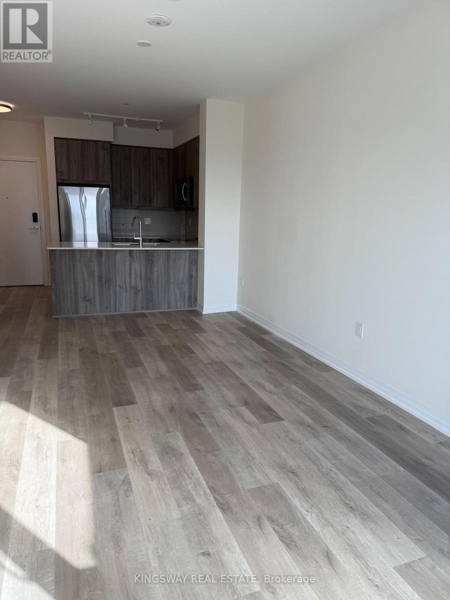 217 - 15 Watergarden Drive N, Mississauga, Ontario  L5R 0G8 - Photo 5 - W12582802