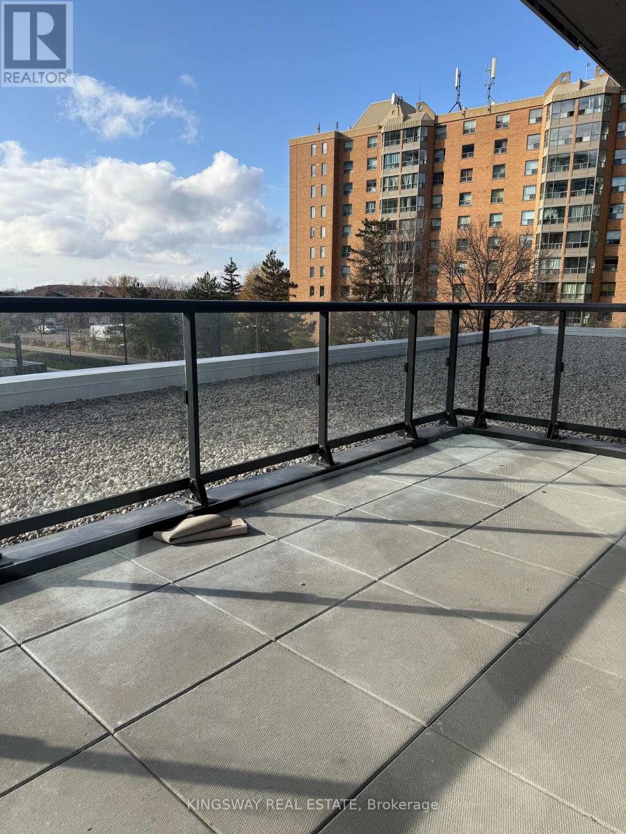 217 - 15 Watergarden Drive N, Mississauga, Ontario  L5R 0G8 - Photo 9 - W12582802