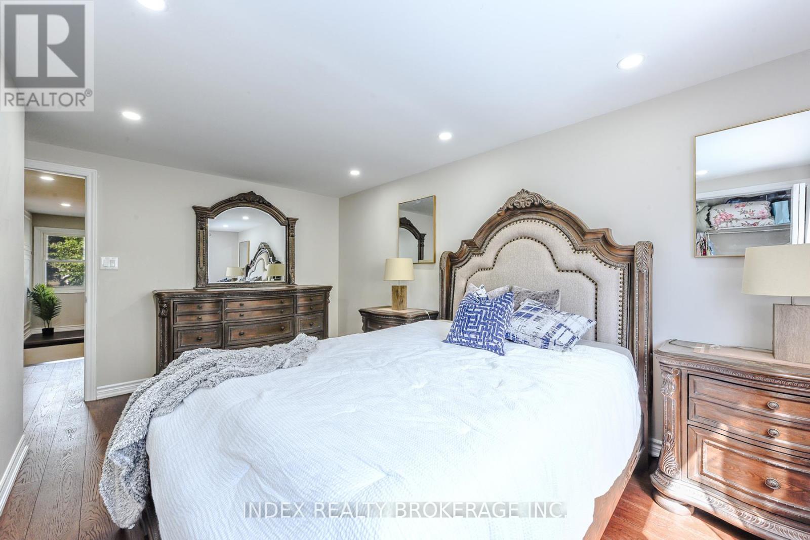 6101 Edenwood Drive, Mississauga, Ontario  L5N 2Y6 - Photo 27 - W12582804