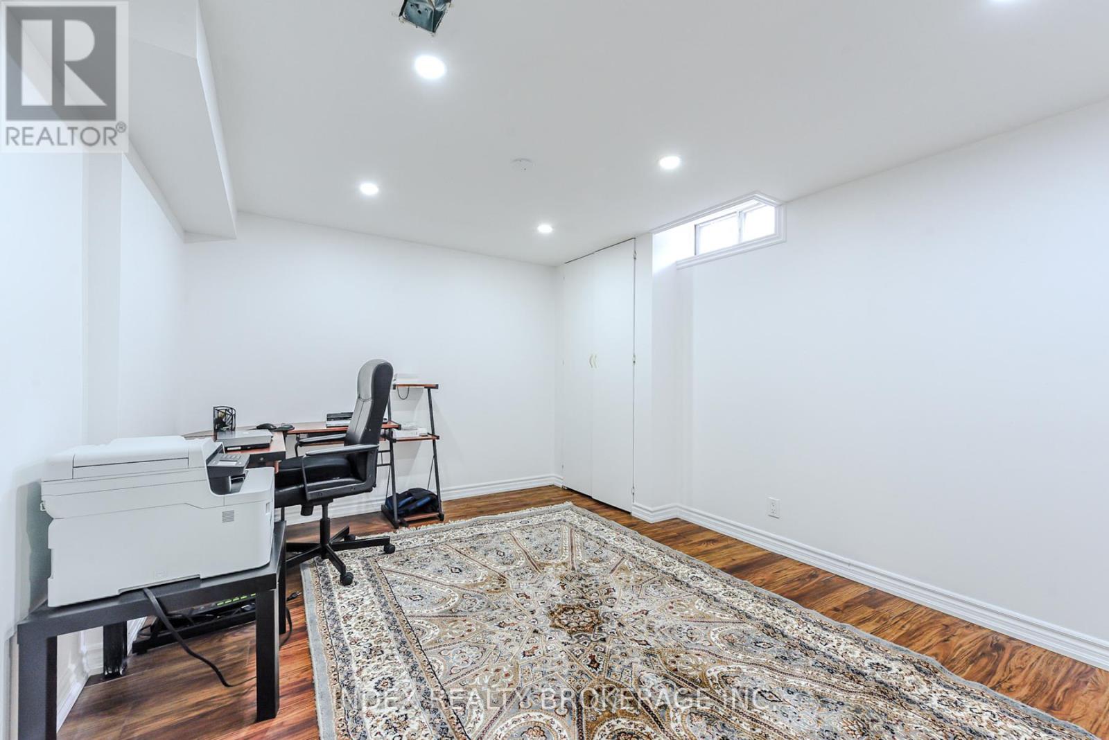 6101 Edenwood Drive, Mississauga, Ontario  L5N 2Y6 - Photo 34 - W12582804