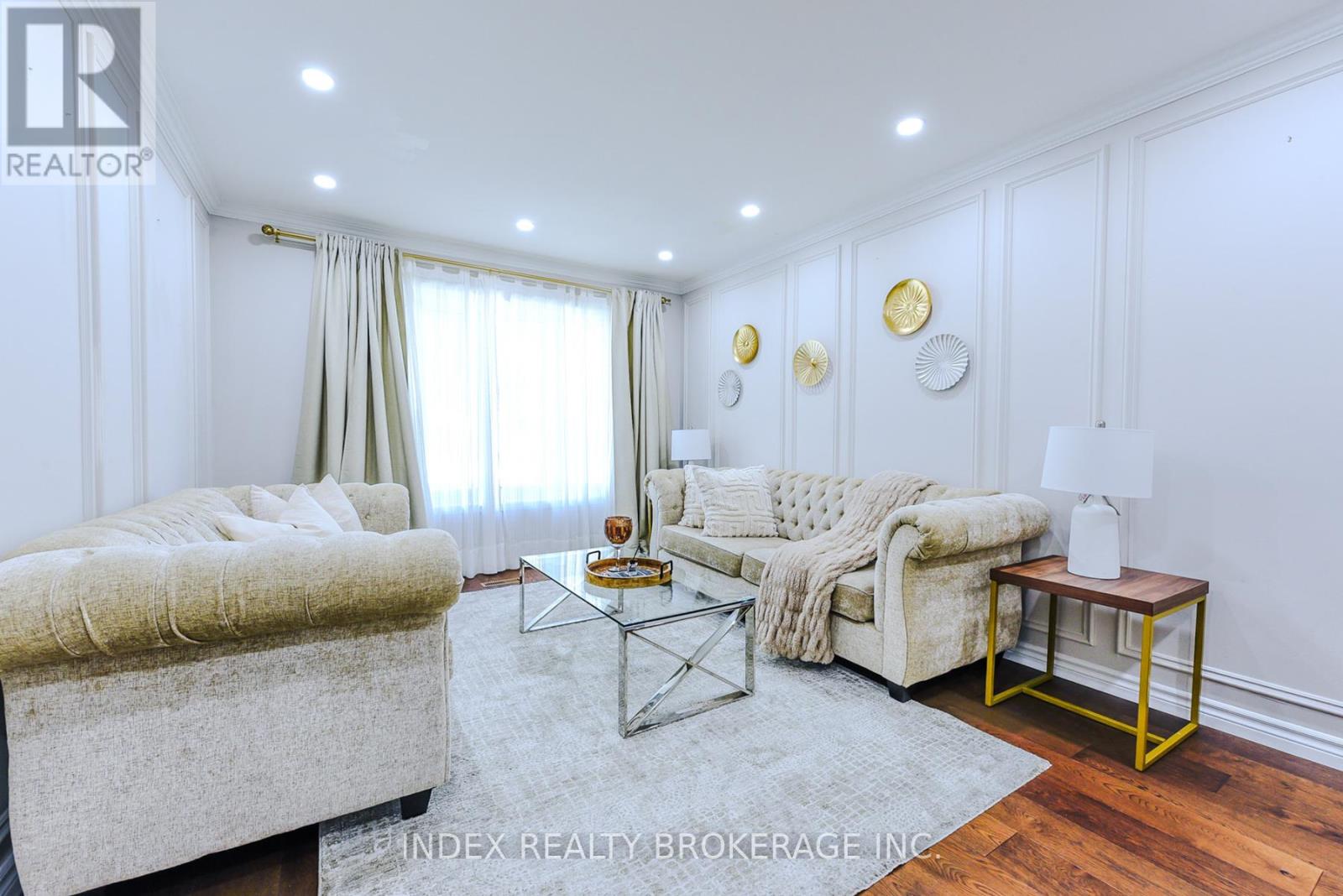 6101 Edenwood Drive, Mississauga, Ontario  L5N 2Y6 - Photo 5 - W12582804