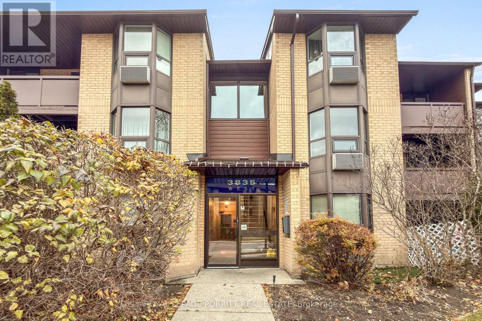 208 - 3835 LAKE SHORE BOULEVARD W, Toronto, Ontario