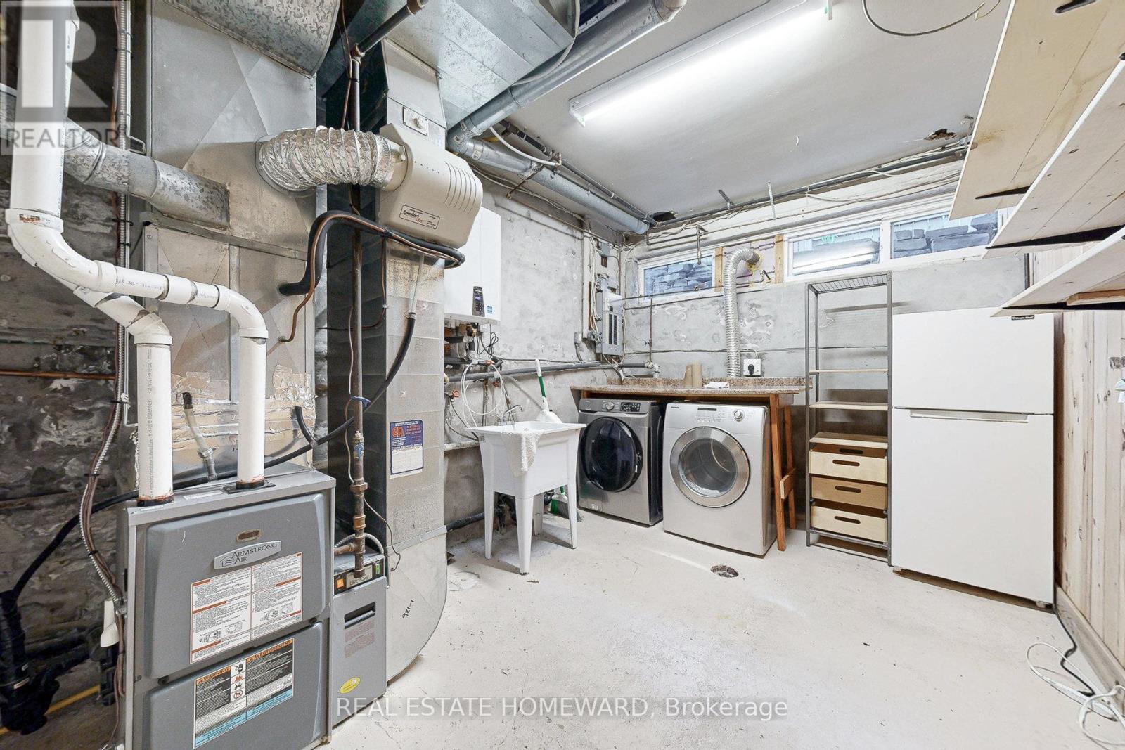 1150 Kipling Avenue, Toronto, Ontario  M9B 3M6 - Photo 34 - W12582822