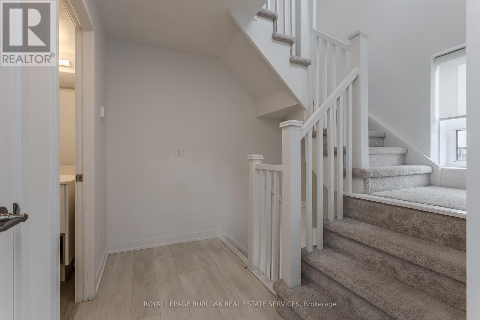 815 - 1133 Cooke Boulevard, Burlington, Ontario  L7T 0C3 - Photo 32 - W12582866